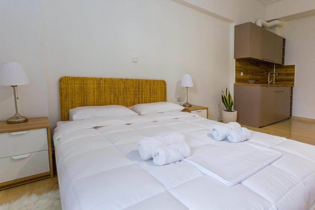 Cloud 4 Apartment Kalamata Bagian luar foto